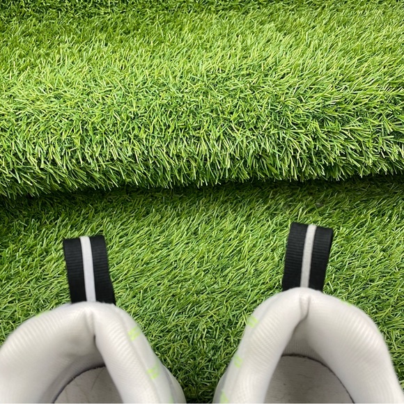 Nike Air Max 98 Green White Black White Trainers 
Size UK 4
AH6799-115 - Picture 7 of 8